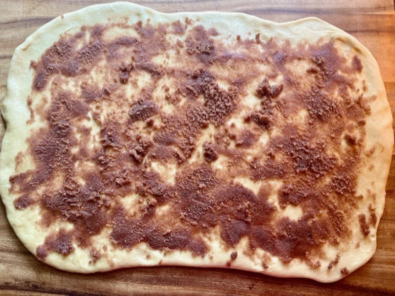 cinnamon roll dough with filling