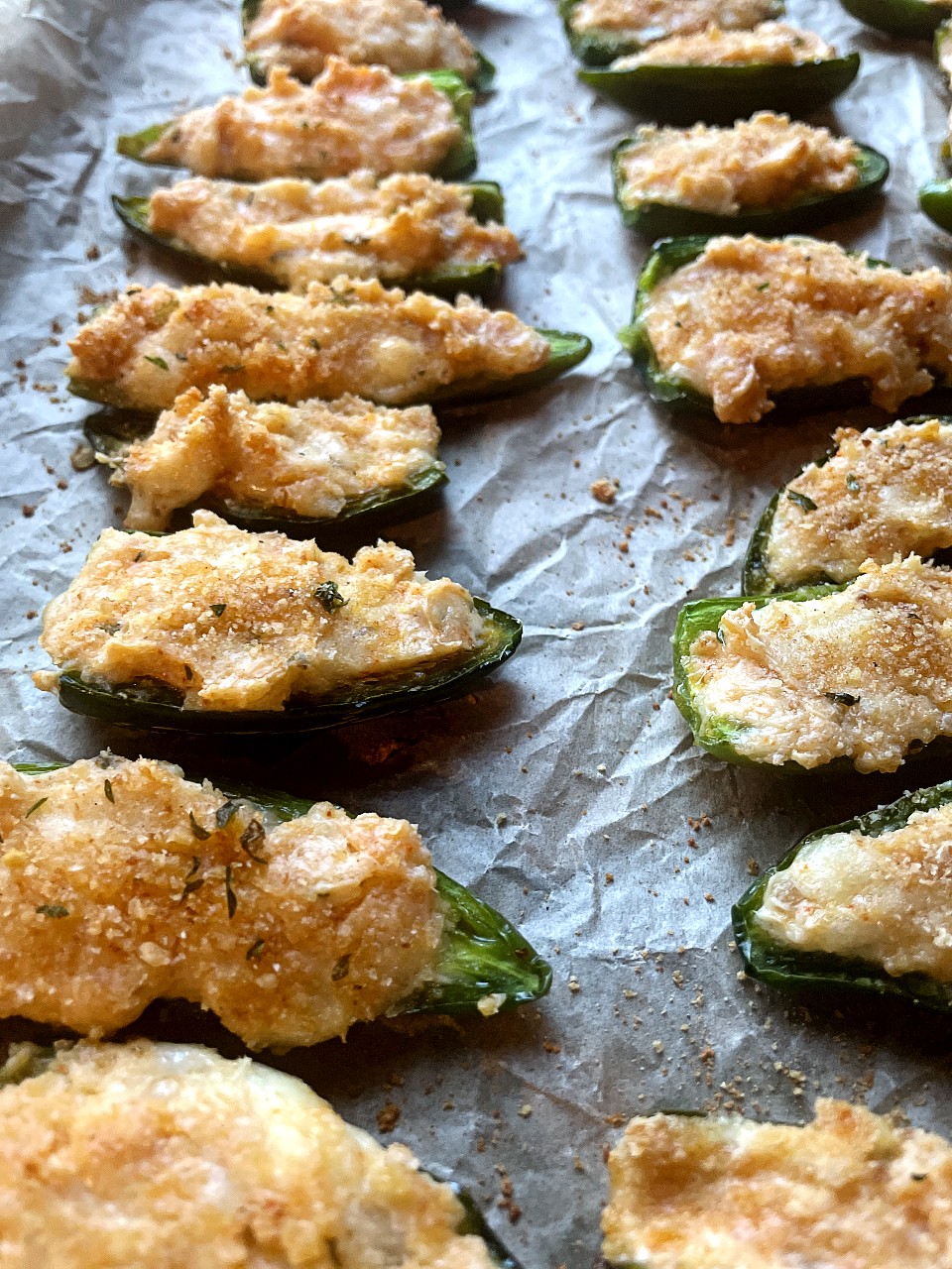 cheesy stuffed baked jalapeno poppers