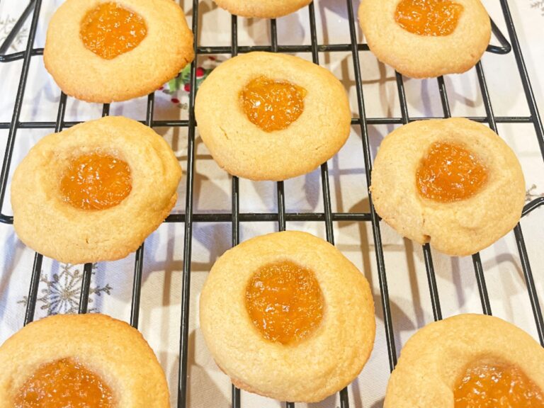 peach jam thumbprint cookies