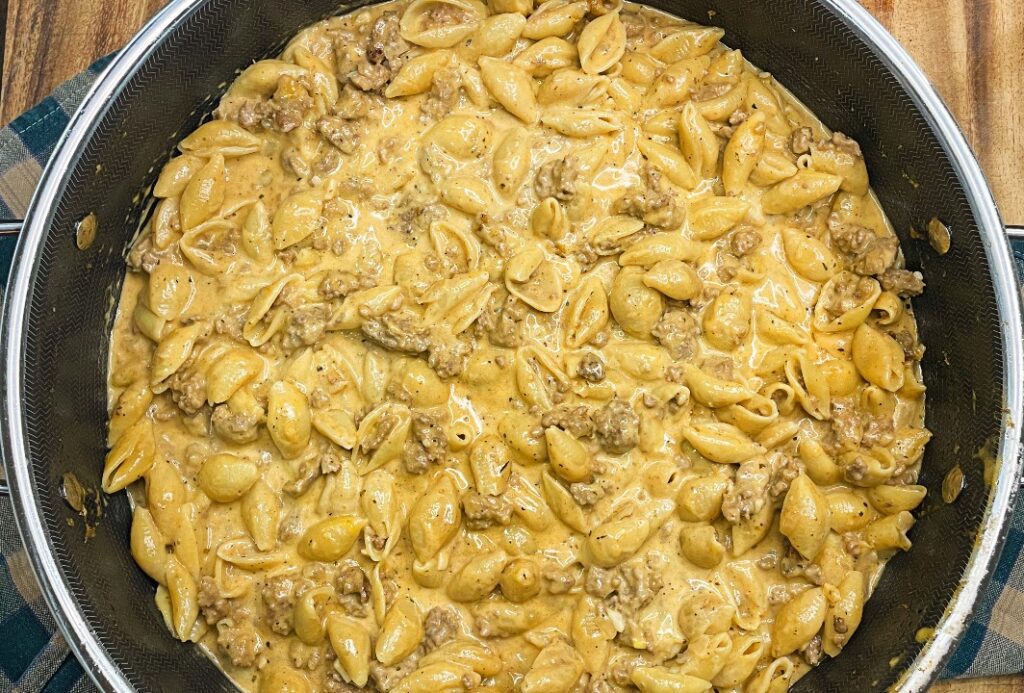 Creamy Beef and Cheddar Pasta (One Pan Meal)