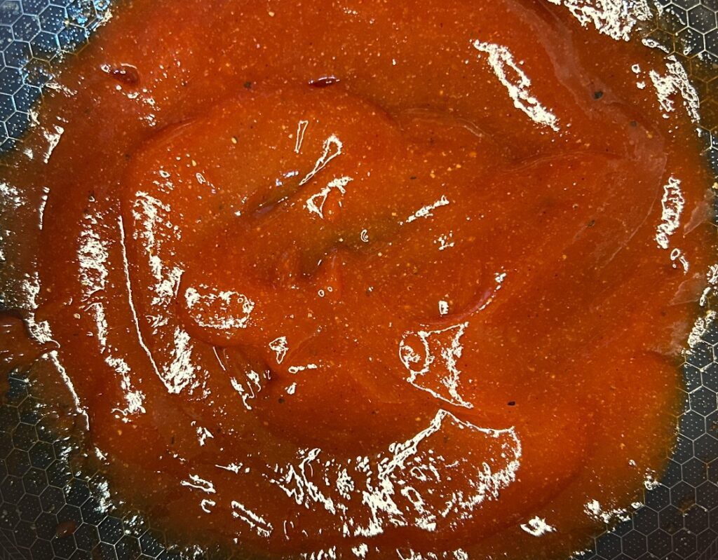 tangy Arby's styled sauce for beef and cheddar sandwiches