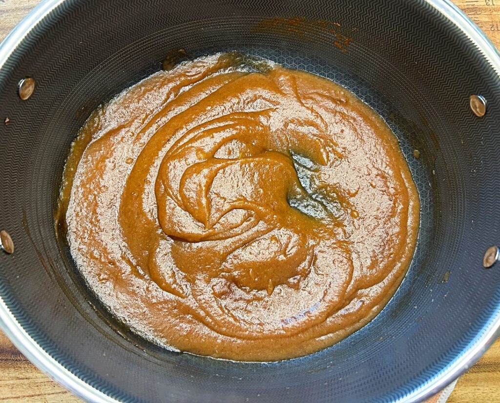 Finished small batch apple butter in a Dutch oven